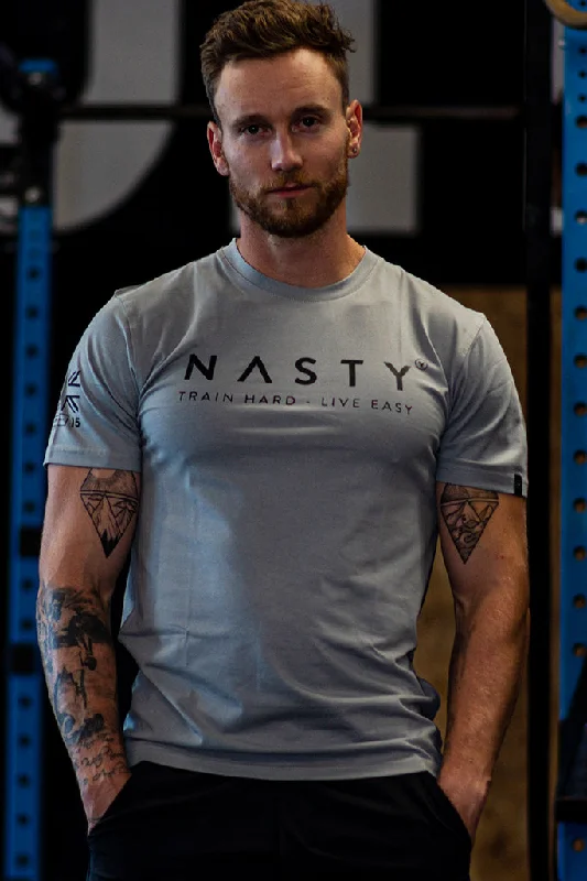Men's organic cotton crew - neck t - shirts for everyday comfortBradshaw | Train Hard Tee