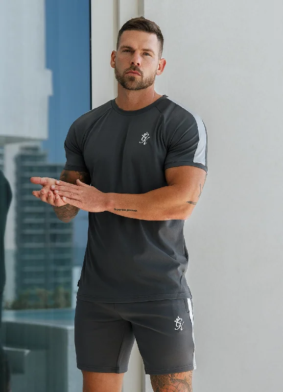 Men's slim - fit graphic t - shirts with vintage rock band printsGym King Core Plus Poly Tee - Graphite