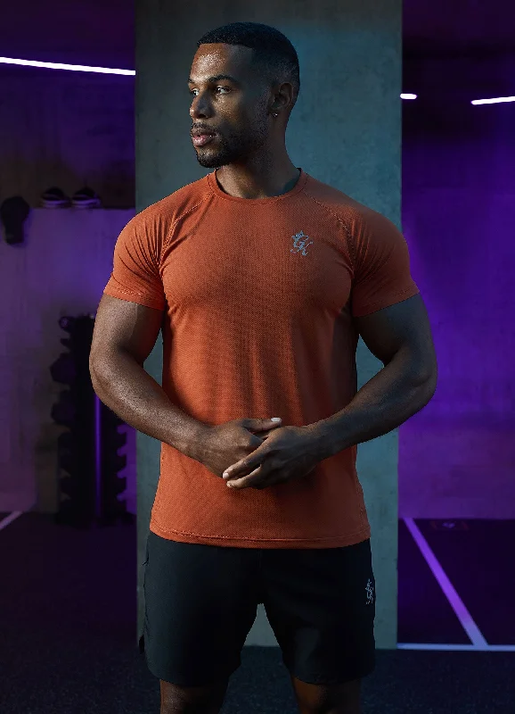 Men's short - sleeve linen t - shirts for summer beach outingsGym King Energy Tee - Rust