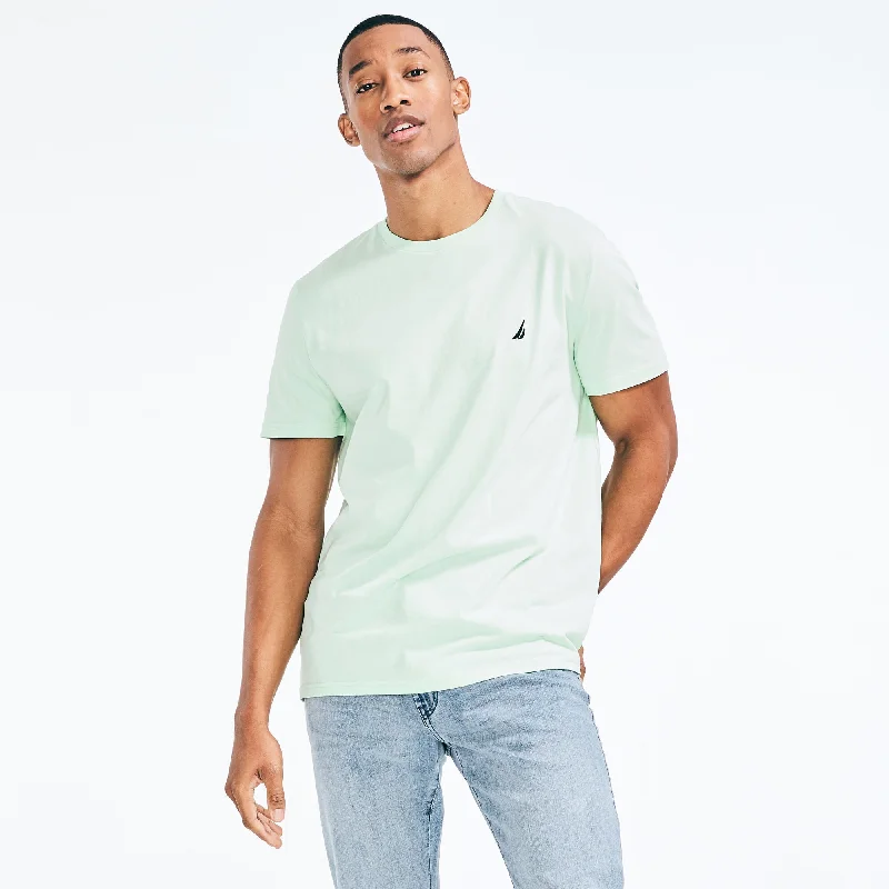 Men's ribbed t - shirts with a textured finish for added styleNautica Mens Logo Crewneck T-Shirt