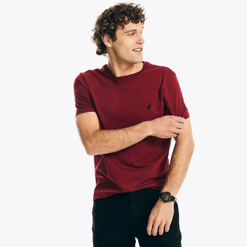 Men's plus - size pocket t - shirts with a classic lookNautica Mens Solid Crewneck T-Shirt