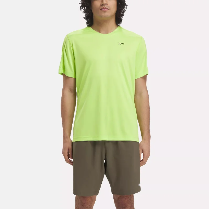 Men's mock - neck t - shirts with a modern and sleek styleTraining Tech T-Shirt